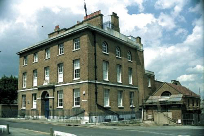 Customs House 2000